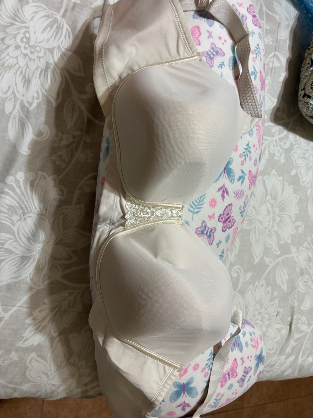 Vanity Fair Cream Smooth Molded T-Shirt Bra
